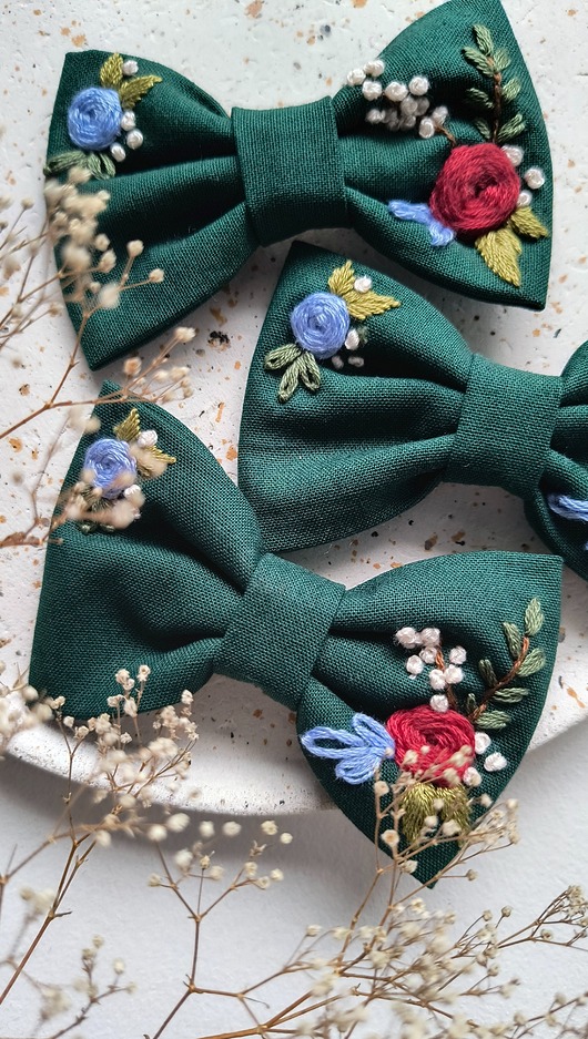 spinki i klamry do włosów Kokarda haftowana butelkowa xieleń