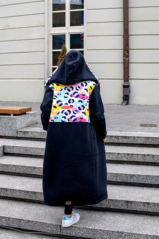 płaszcze damskie Mega długa bluza płaszcz Nepal czarny