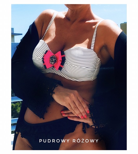 stroje kąpielowe i kostiumy kąpielowe damskie Brosza Mega Pink! Intensywny róż!