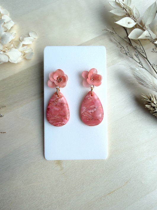 kolczyki z masy plastycznej Kolczyki Krople brzoskwiniowe