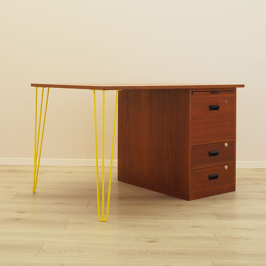 biurka Biurko tekowe, duński design, lata 70-te, produkcja: Bornholm M