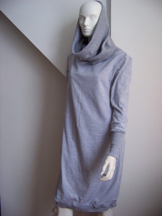 give me dress!! GIVE ME FIVE