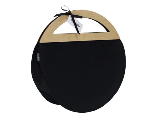 Round Black moo studio