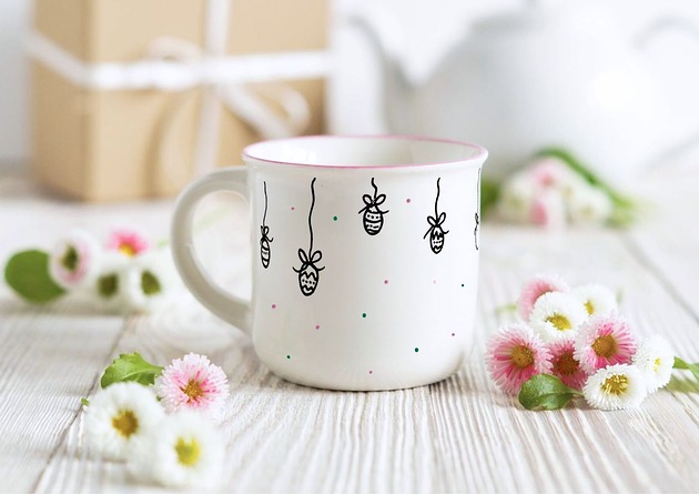 Wielkanoc - inne Kubek z wielkanocnymi pisankami