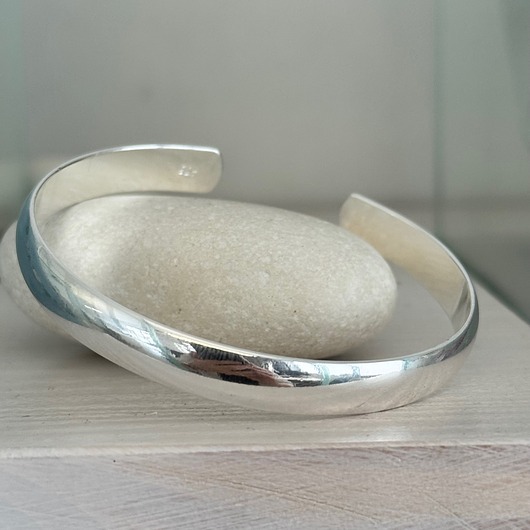 bransoletki srebrne Bransoletka damska doginana sztywna elegancka