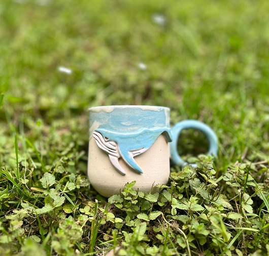 kubki Kubek ceramiczny z wielorybem