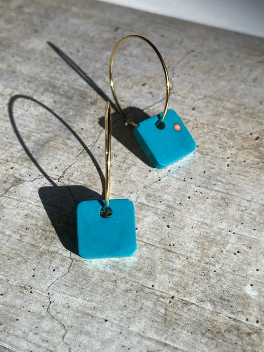 kolczyki - inne Kwadratowe  kolczyki na cienkich kółkach