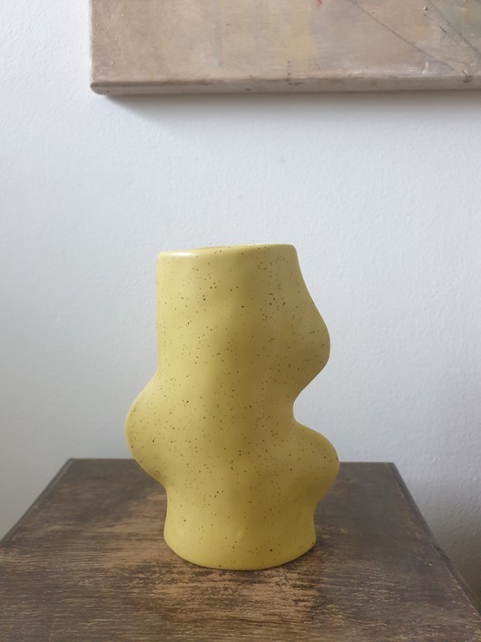 wazony Wazon  rzeźba Fluxo żółty średni ceramika wys 17 cm