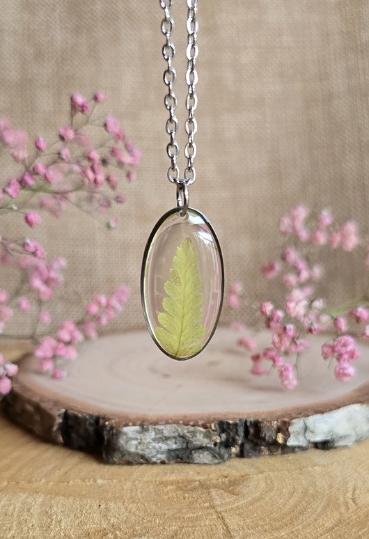 wisiory Srebrna zawieszka jajowata suszone kwiaty paproć paprotka las