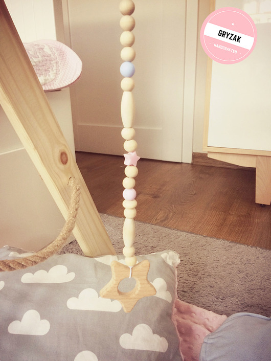 Drewniana zawieszka edukacyjna GWIAZDKA Mymami