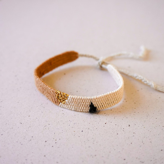 bransoletki na sznurku Wąska bransoletka handmade na sznureczku
