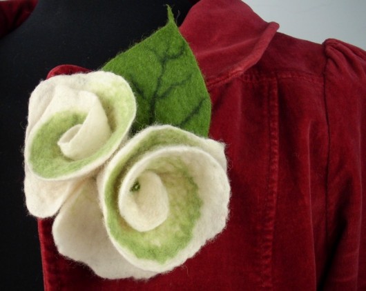 Filcowa Broszka / Swarov: Le Printemps... filcant