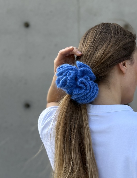 gumki do włosów Cobalt mohair crochet scrunchie
