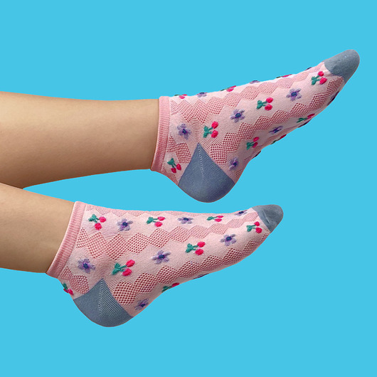 skarpetki damskie Retro skarpetki w kwiatki i wiśnie różowe