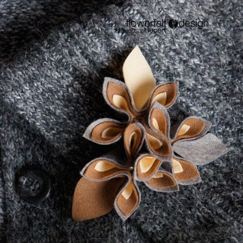 Honey Brooch FlowerFelt Design