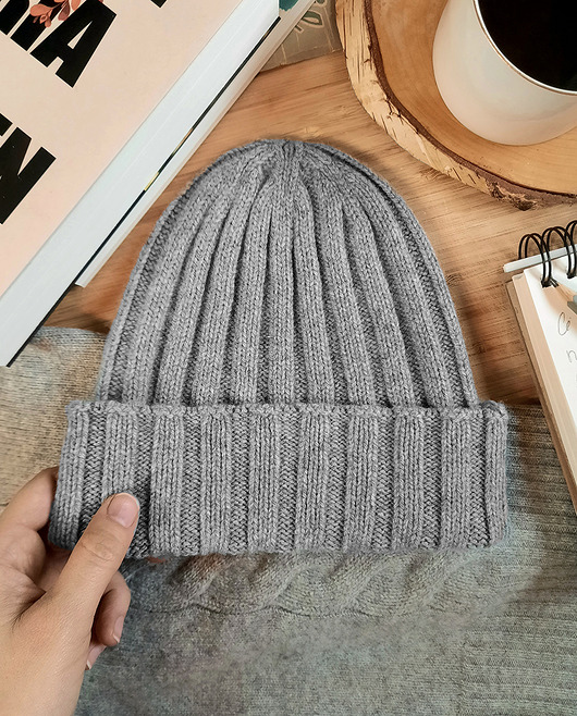 czapki damskie Czapka z kaszmiru100% mankietowa szara kaszmirowa czapka w prążki