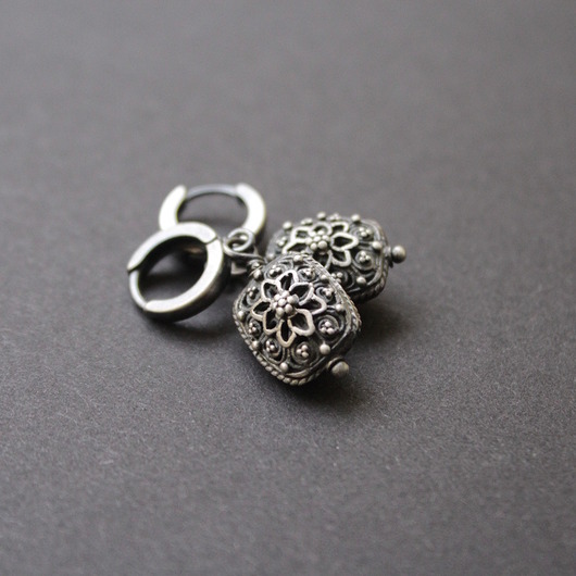 kolczyki z kamieniami Kolczyki Sekretne