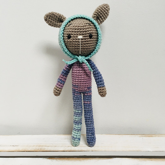 misie i maskotki Królik w śpioszkach maskotka szydełkowa handmade