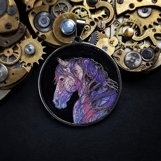 wisiory Wisior Purple Horse