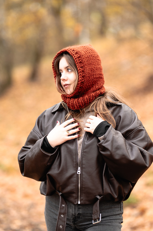czapki damskie Wełniany kaptur PERUVIAN WOOLY balaclava rudy brąz