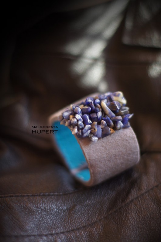 grey with blue FlowerFelt Design