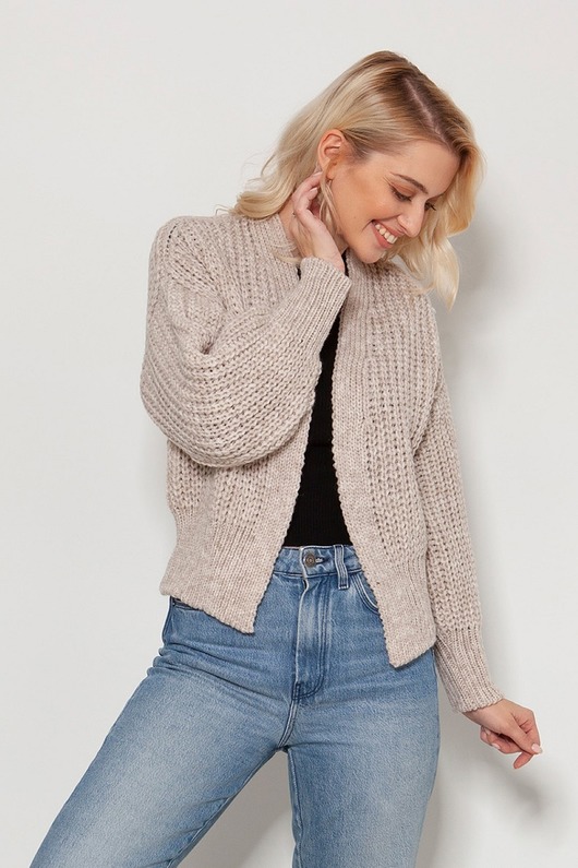 kardigany damskie Krótki sweter bez zapięcia - SWE149 beż