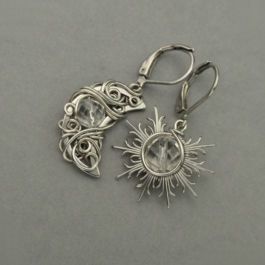 kolczyki wire wrapping Asymetryczne kolczyki księżyc i słońce kryształ górski wire wrapping