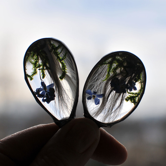 wisiory Naszyjniki z sierścią.