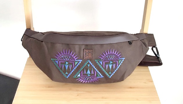 saszetka nerka Haftowana nerka XL