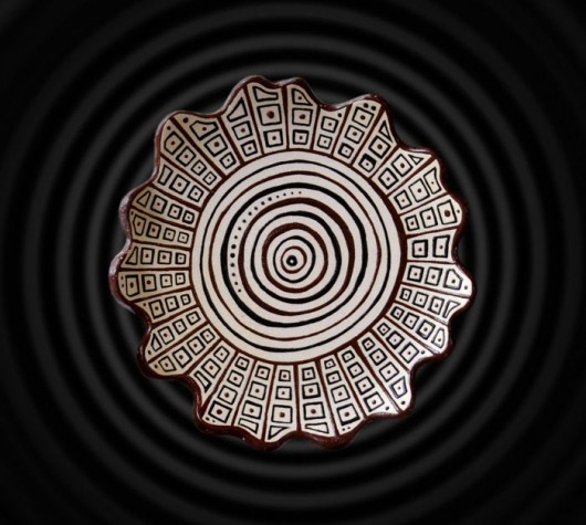Brązowa podkładka pod świecę (na zamówienie) Hypnotic