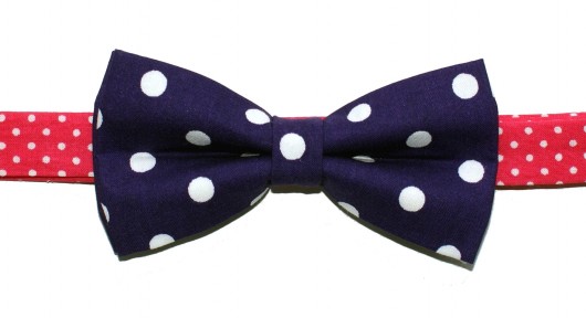 Mucha gotowa bowstyle fioletowa w grochy bowstyle