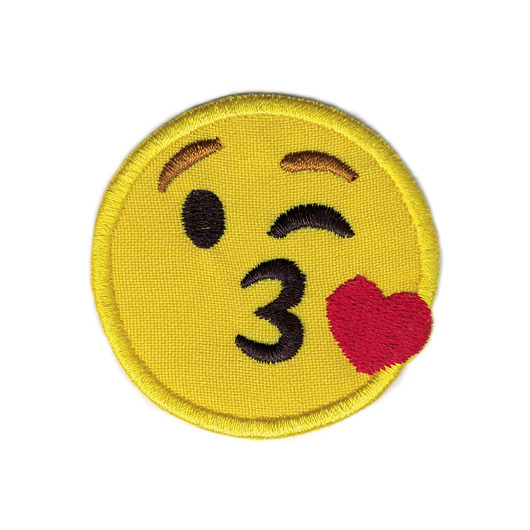 naszywki na ubrania Naszywka naprasowanka EMOJI CAŁUS Z SERCEM termoprzylepna haft 5,5cm