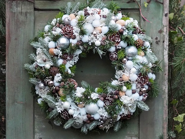 Wianek zimowy WINTER SILVIO  42 cm FlodiaAtelier