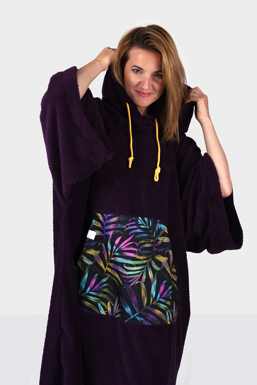 SurfPoncho HugMe made by 7084 HugMe