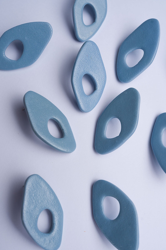 kolczyki z masy plastycznej Sztyfty w organicznym kształcie