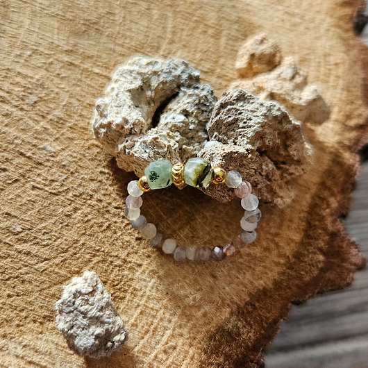 pierścionki elastyczne Elastyczny pierścionek z agatem i frenitem