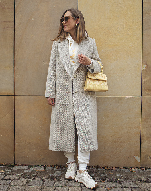 płaszcze damskie Płaszcz wełniany w jodełkę jednorzedowy