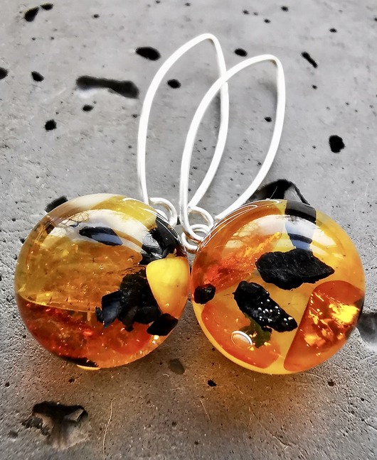 Kolczyki srebrne z bursztynem i węglem Grol Jewellery