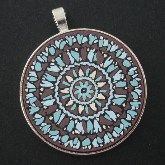 Wisiorek Mandala Realizacji Celów Iris Szarooka