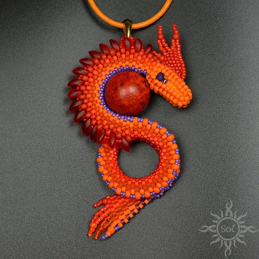 wisiory Cavrenos, wisior ze smokiem, beading
