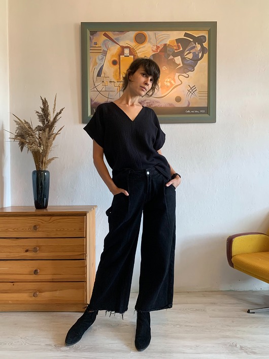 t-shirt damskie Bluzka RUGA / black