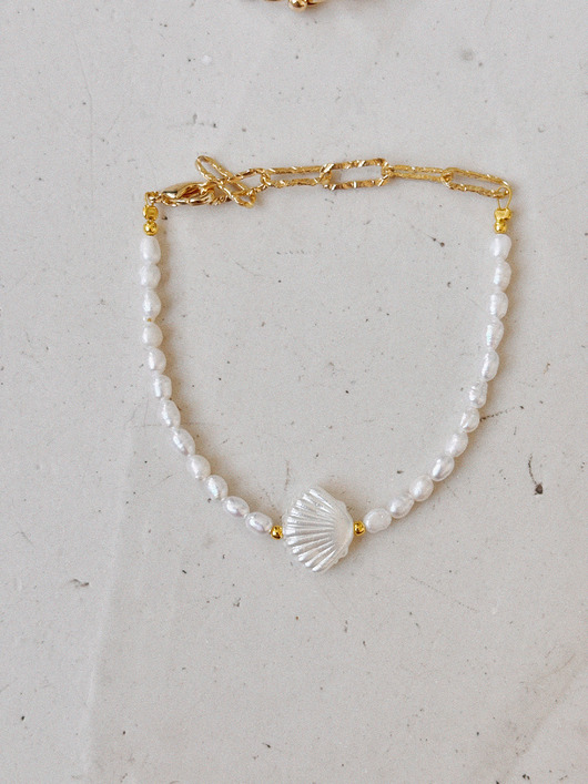 bransoletki złote Bransoletka z pereł naturalnych muszelka