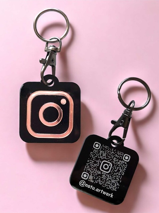 breloki Czarny Brelok z kodem QR Twojej marki osobistej, profilu