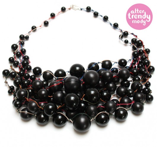 rajskie korale: black night alter trendy mody