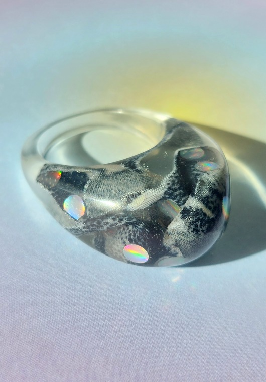 pierścionek z żywicy Holograficzny pierścień. Rozmiar L