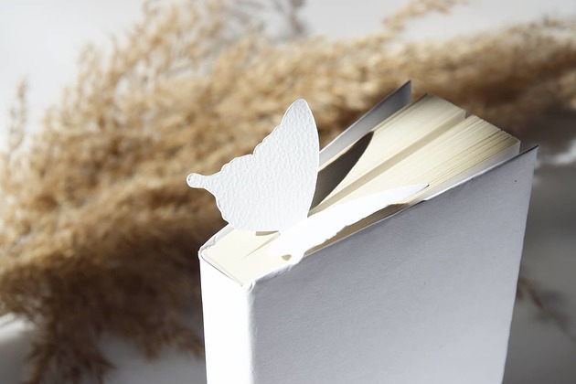 zakładki do książek Zakładka do książki "On Paper" Motyl