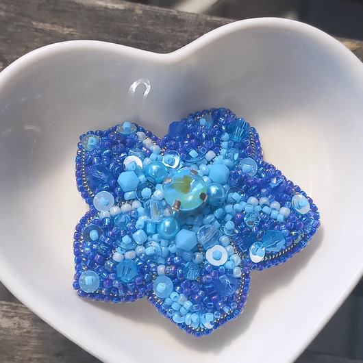 broszki Broszka kwiat niebieski