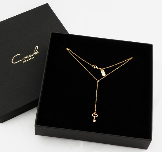 Złoty naszyjnik z wiszącym kluczykiem ZK13 Coccola JEWELLERY