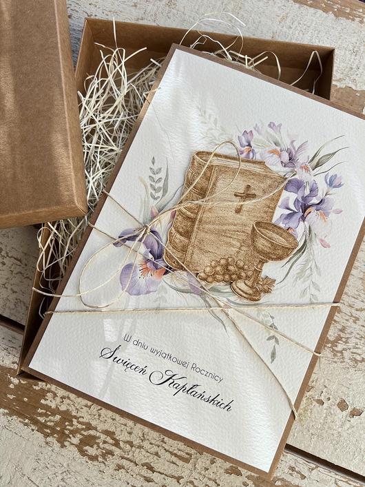 kartki scrapbooking Kartka z okazji święceń kapłańskich z personalizacją