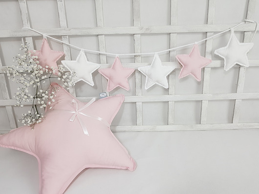 karuzele i girlandy do łóżeczka Girlanda gwiazdki pudrowy róż_biel